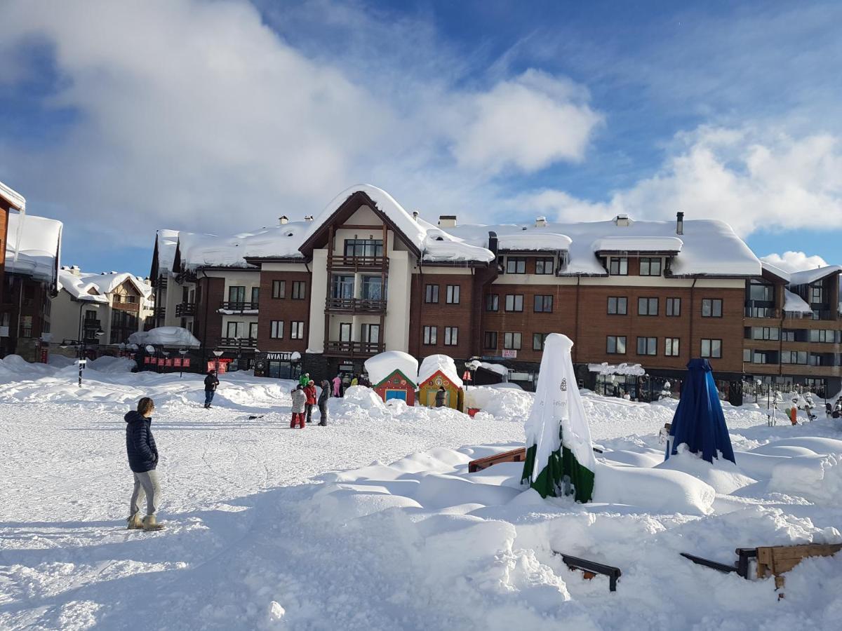 Happy Holidays Apartments In New Gudauri Exterior photo