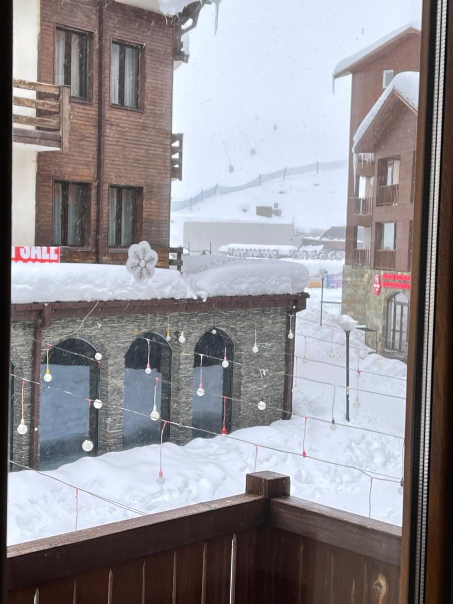 Happy Holidays Apartments In New Gudauri Room photo